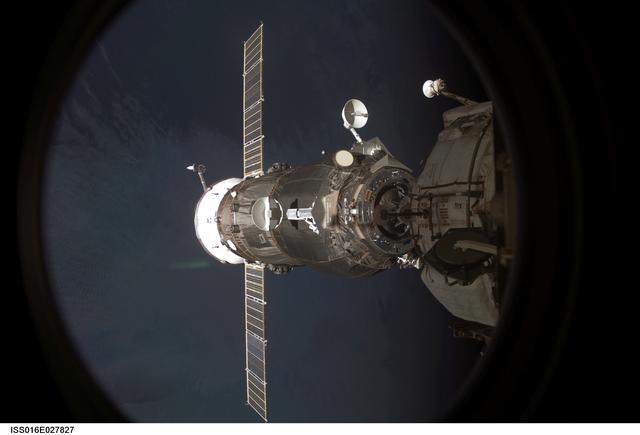 NASA image: Progress 28 supply vehicle docking
