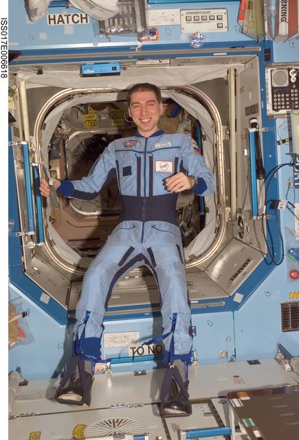 NASA image: Volkov in the U.S. Laboratory during Expedition 17