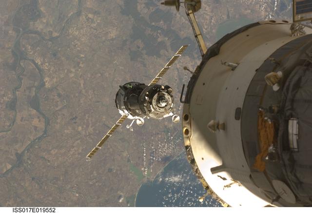 NASA image: Soyuz TMA-13 (17S) approach to the ISS during Expedition 17