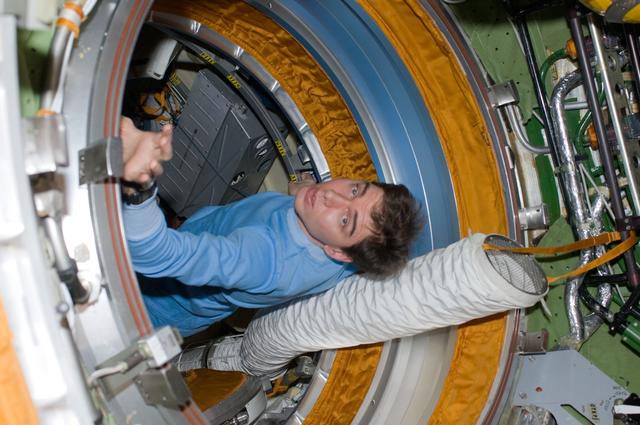 NASA image: Volkov makes final preparations for his departure during Joint Operations