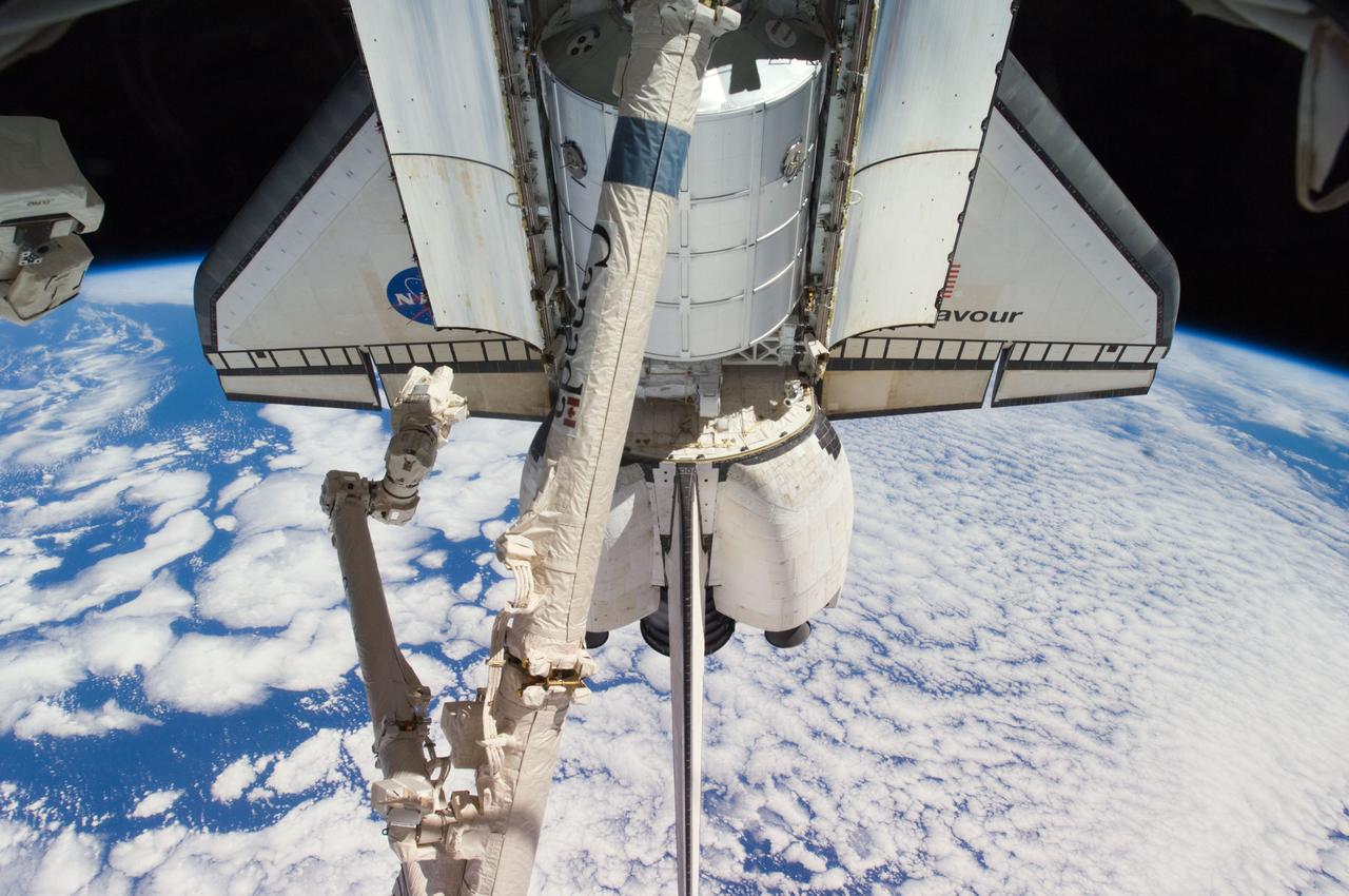 ISS Expedition 18 MPLM SSRMS Grapple OPS