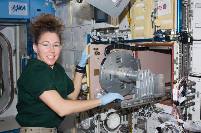 NASA image: LOH- RadGene experiment at Cell Biology Experiment Facility (CBEF)