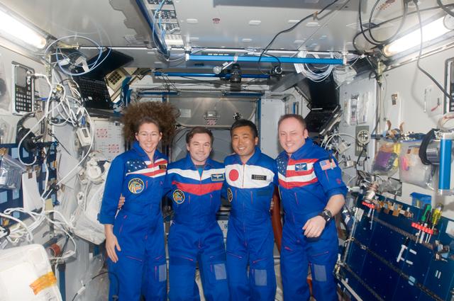 NASA image: Expedition 18 Group Photo