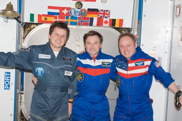 NASA image: Expedition 18 / 19 Crew Photo in Node 2 Harmony