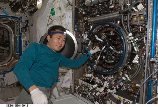 NASA image: MDCA (Multi-user Drop Combustion Apparatus) operations