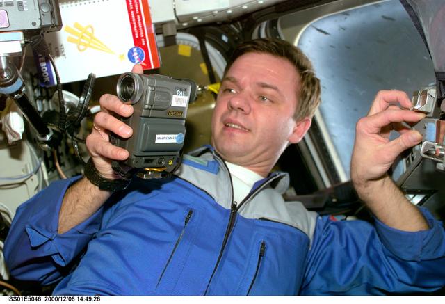 NASA image: Gidzenko with PAL video camera on STS-97 orbiter Endeavour