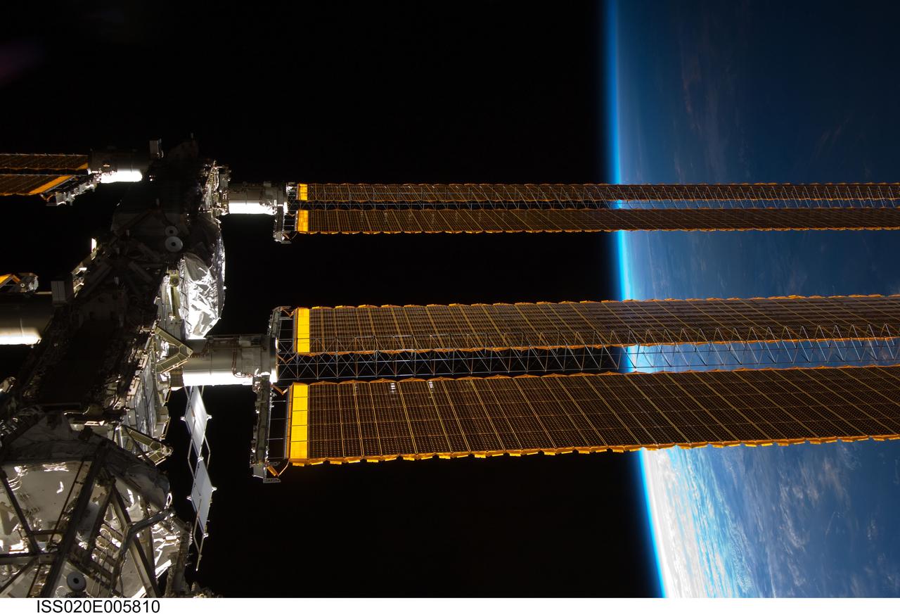 ISS020-E-005810 (31 May 2009) --- Backdropped by Earth's horizon and the blackness of space, a portion of the International Space Station is featured in this image photographed by an Expedition 20 crew member aboard the station.