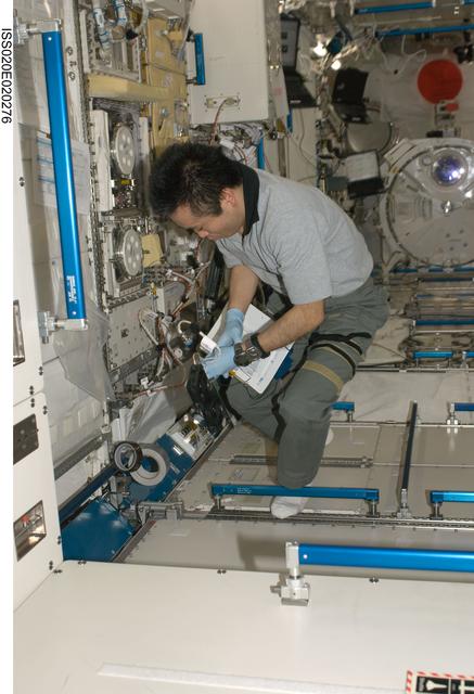 NASA image: Wakata in JPM with CBEF