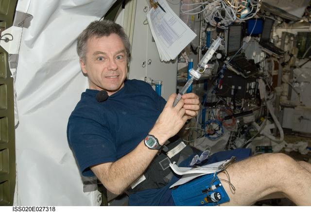 NASA image: Water Microbiology Kit/Microbial Capture Devices (WMK MCD)