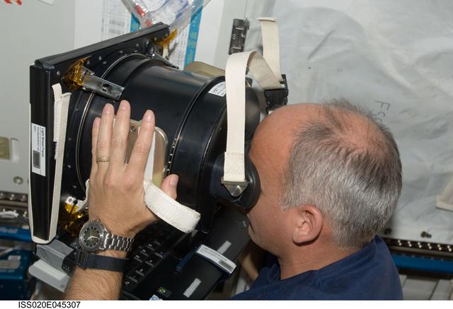 NASA image: BISE (Bodies in the Space Environment) experiment