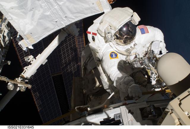 NASA image: View of STS-129 MS2 Bresnik during EVA3