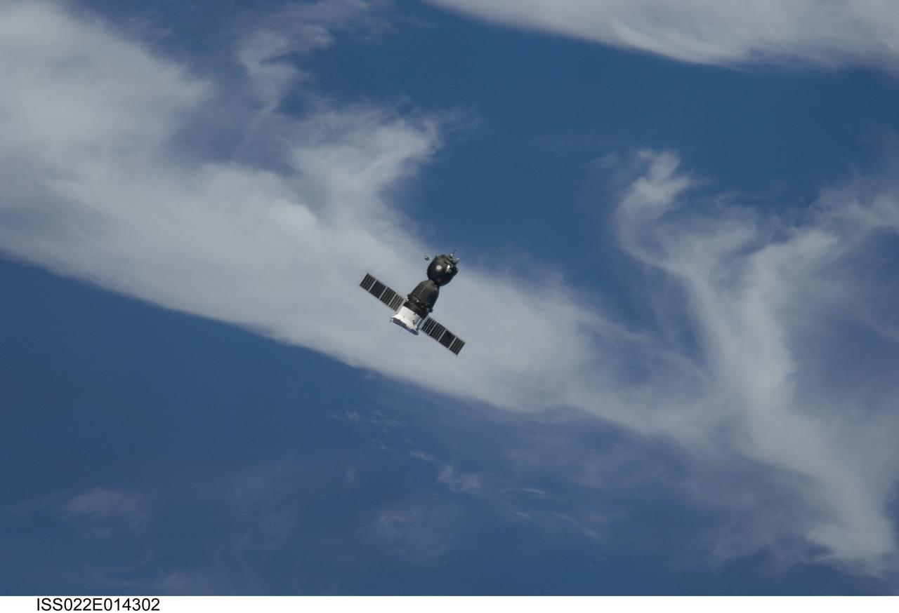 ISS022-E-014302 (22 Dec. 2009) --- The Soyuz TMA-17 spacecraft approaches the International Space Station, carrying Russian cosmonaut Oleg Kotov, Soyuz commander and Expedition 22 flight engineer; along with NASA astronaut T.J. Creamer and Japan Aerospace Exploration Agency astronaut Soichi Noguchi, both flight engineers. Docking to the Zarya nadir port occurred at 4:48 p.m. (CST) on Dec. 22, 2009. The trio launched aboard the Soyuz TMA-17 spacecraft at 3:52 p.m. on Dec. 20 from the Baikonur Cosmodrome in Kazakhstan.