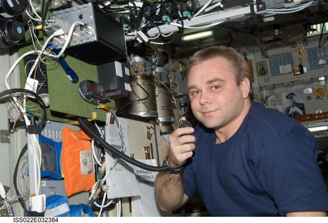 NASA image: Suraev conducts ham radio session in the SM during Expedition 22