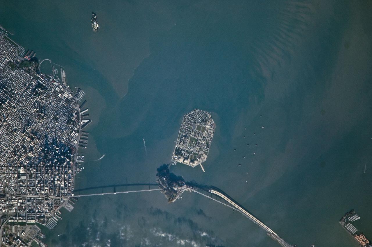 Earth Observations taken by the Expedition 22 Crew