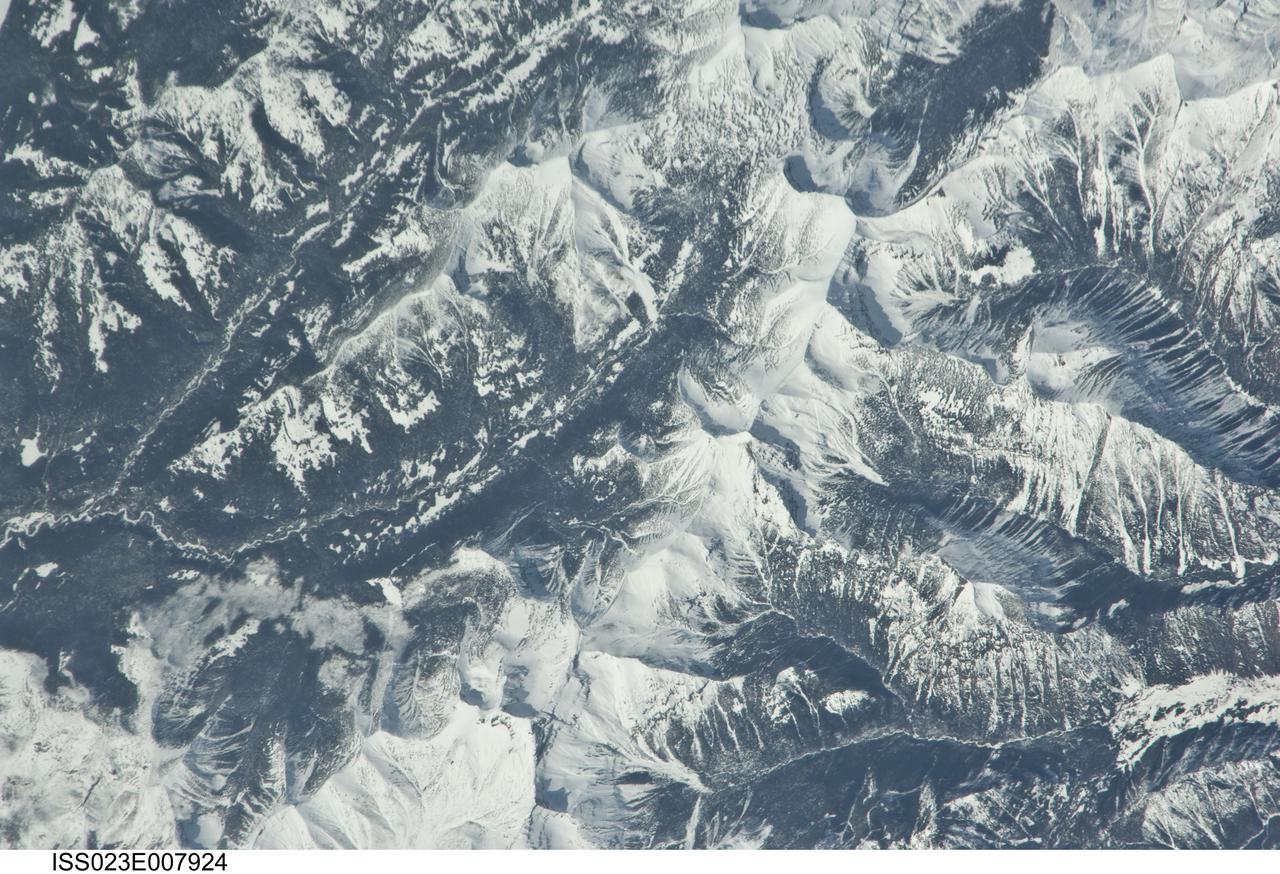 iss023e007924 (March 21, 2010) --- Yellowstone National Park in Wyoming is pictured from the International Space Station as it orbited about 250 miles above.