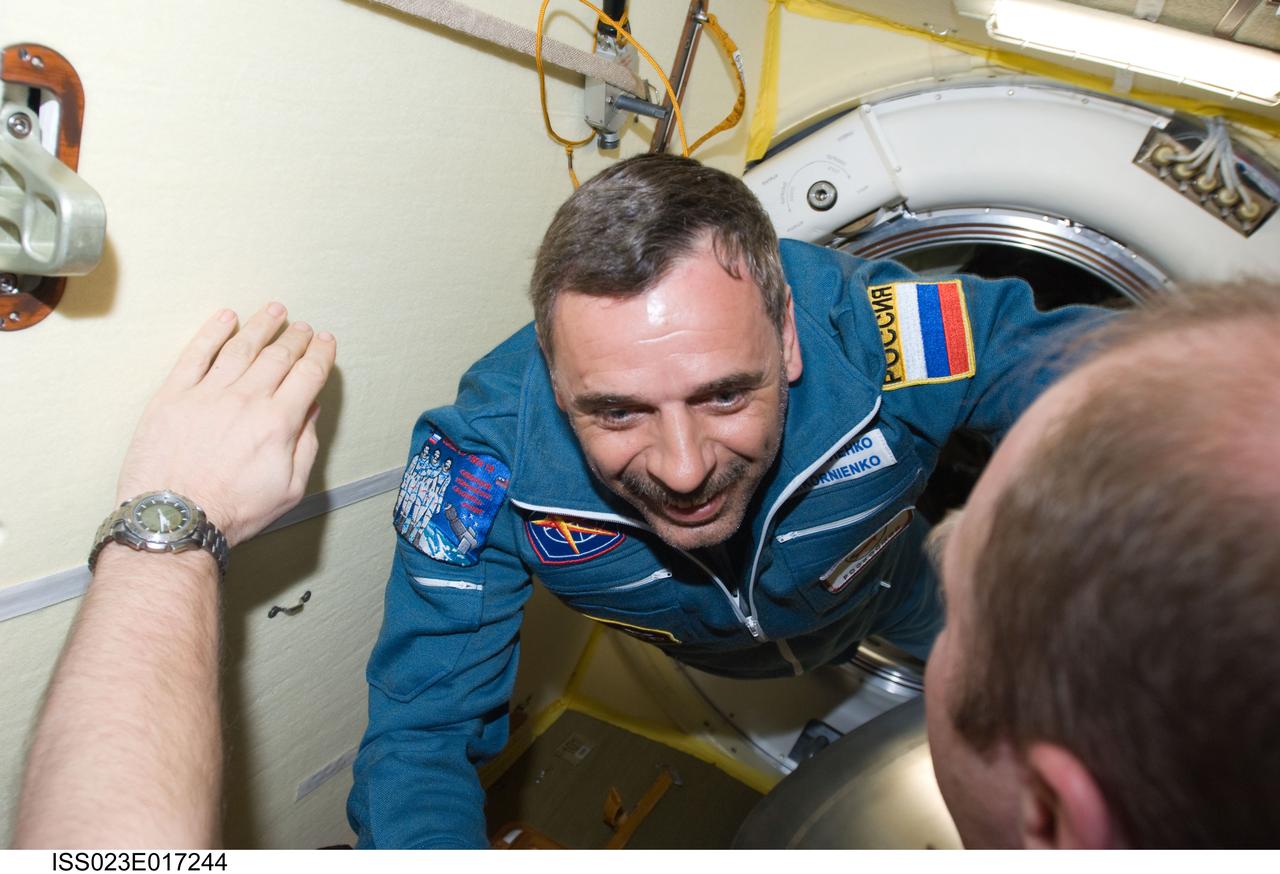 094 iss spyuztma18 hatchopen 249