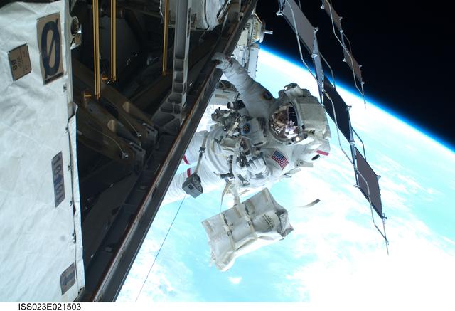 NASA image: Mastracchio during EVA 2