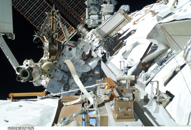 NASA image: Mastracchio during EVA 2