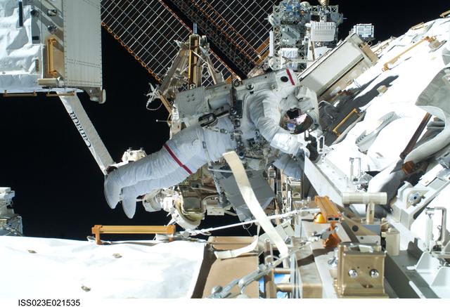 NASA image: Mastracchio during EVA 2