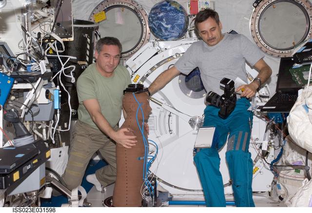 NASA image: Skvortsov and Kornienko with Matroshka-2 Kibo Hardware