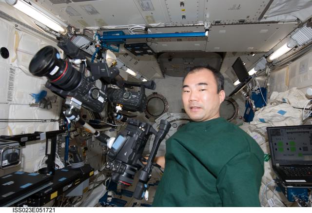 NASA image: Noguchi in Kibo