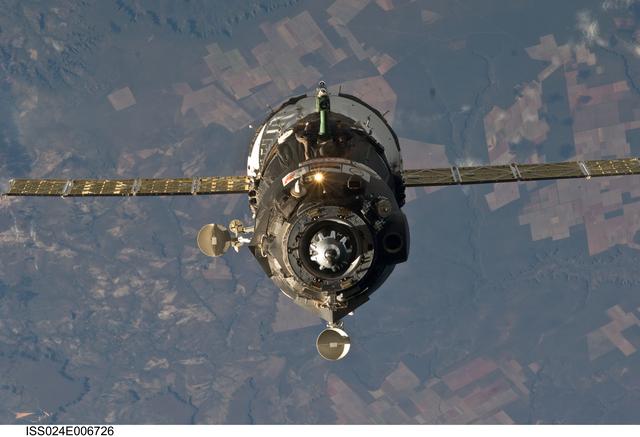 NASA image: Soyuz TMA-19 Relocation OPS