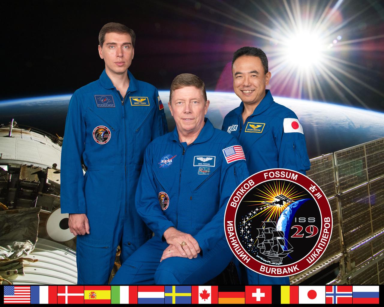 Expedition 27/28 Official Crew Portrait.  Photo Date: July 22, 2010.  Location: Building 8, Room 272 - Photo Studio.  Photographer: Robert Markowitz.