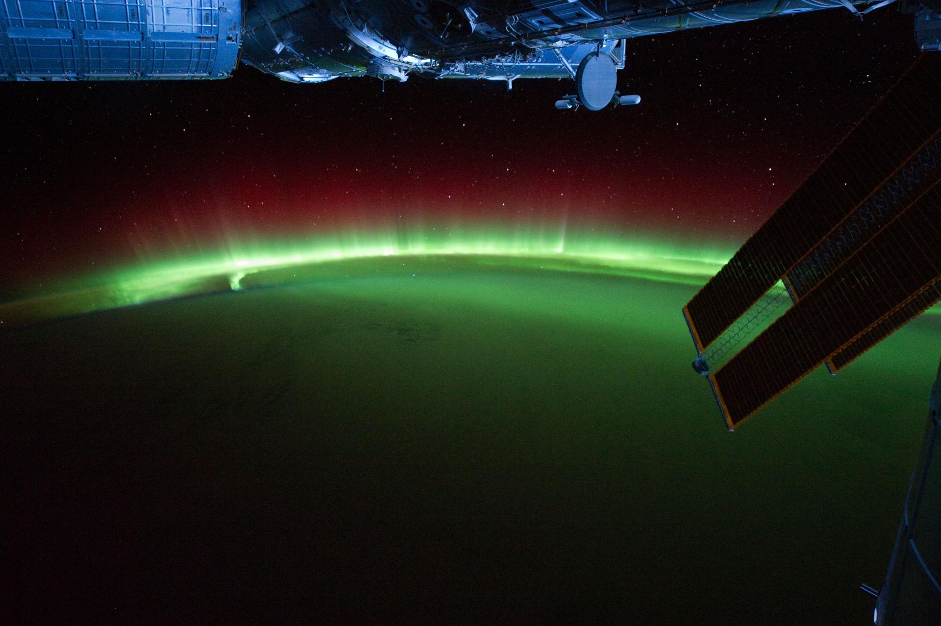 Aurora Australis over the southern Indian ocean view taken by the Expedition 29 crew