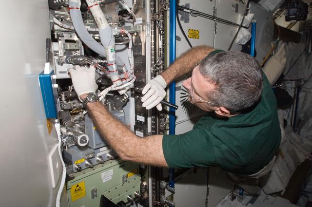 NASA image: Burbank in Node 3 working with HOPA