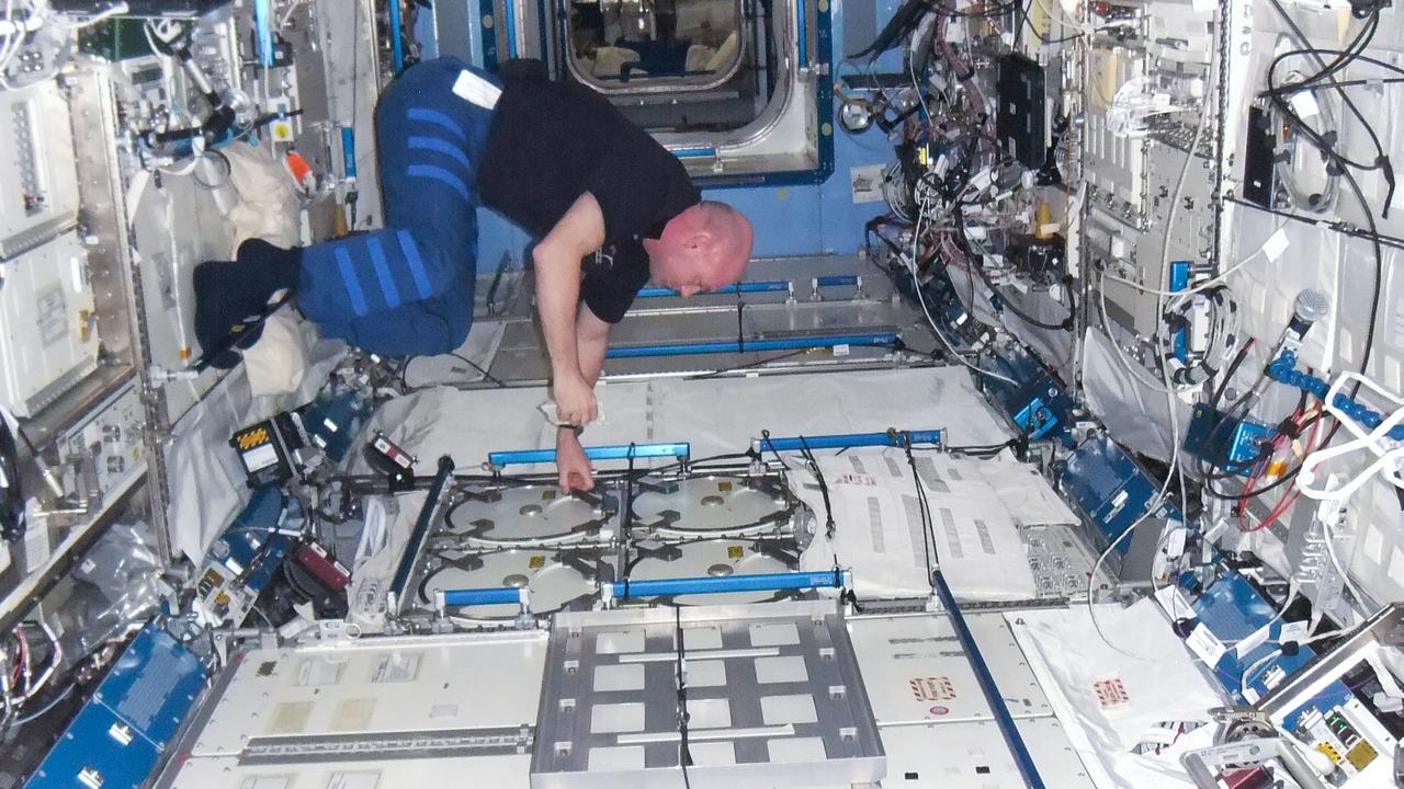 ISS030-E-116988 (27 Feb. 2012) --- European Space Agency astronaut Andre Kuipers, Expedition 30 flight engineer, is pictured near the Minus Eighty Laboratory Freezer for ISS (MELFI-1) in the Kibo laboratory of the International Space Station.