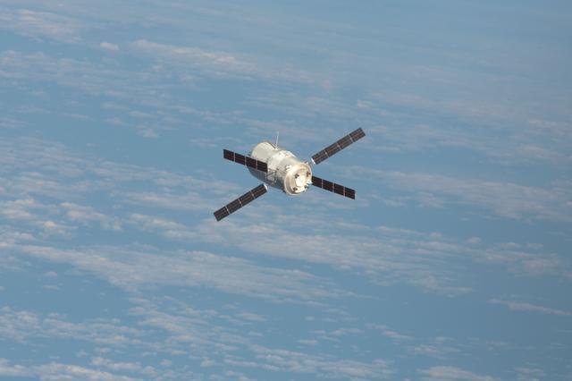 NASA image: ESA Edoardo Amaldi ATV-3 approaches the ISS