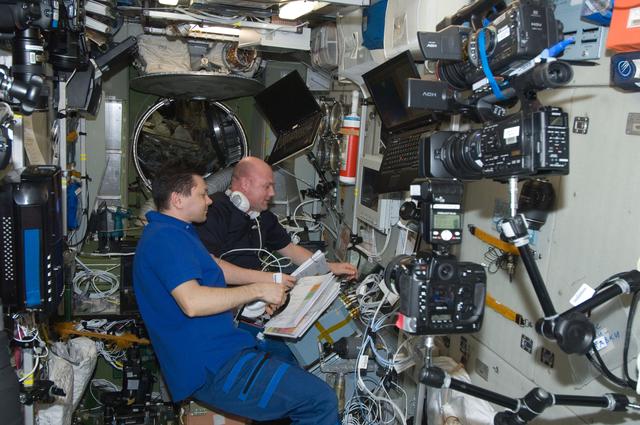 NASA image: Kuipers and Kononenko during ATV Approach and Docking