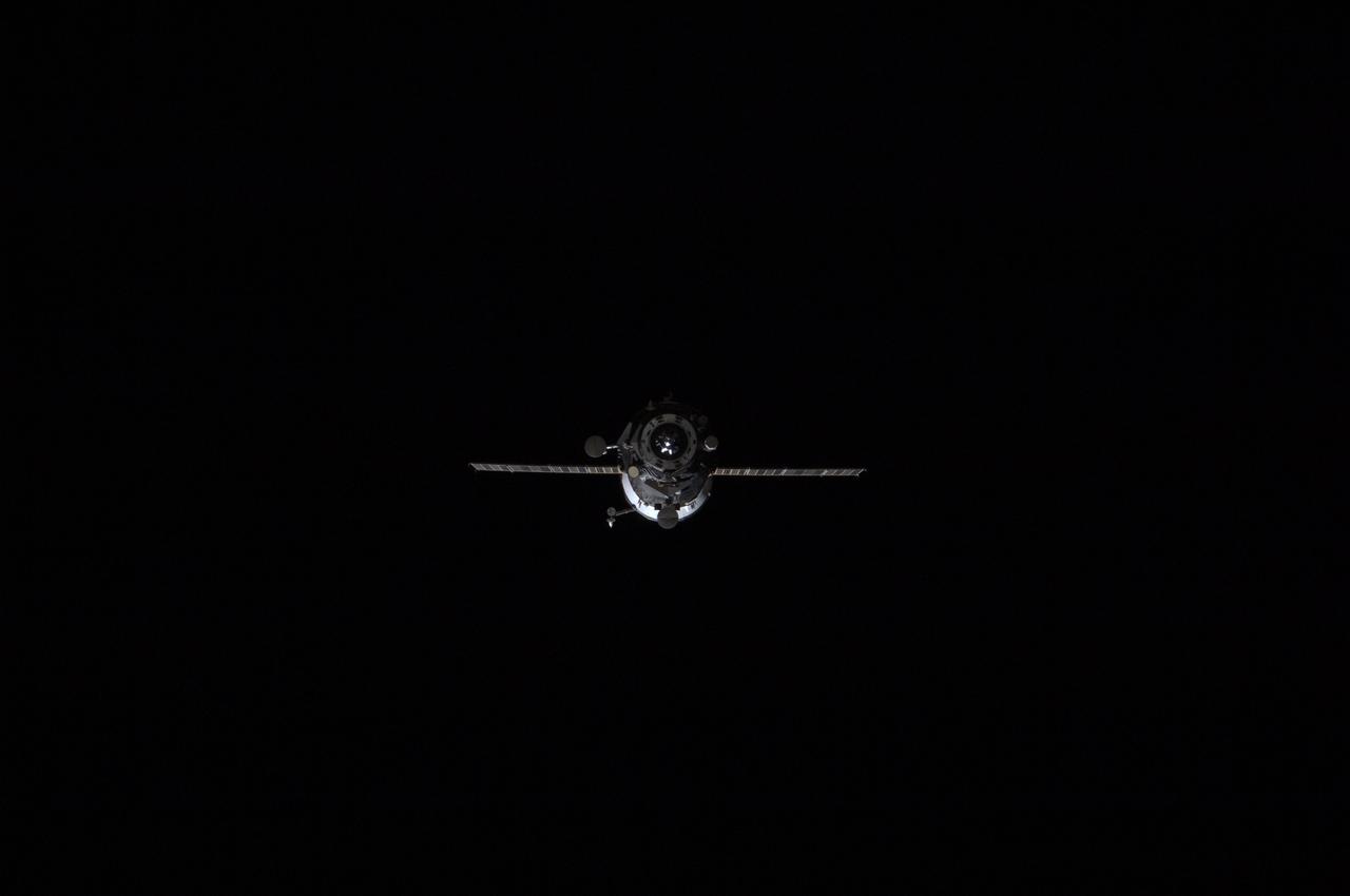 ISS030-E-241405 (22 April 2012) --- An unpiloted ISS Progress resupply vehicle approaches the International Space Station, carrying 2.8 tons of food, fuel and supplies. The cargo delivery includes 1,988 pounds of propellant, 110 pounds of oxygen and air, 926 pounds of water and 2,703 pounds of spare parts, resupply items and experiment hardware for the residents of the space station. Progress 47 docked to the station’s Pirs Docking Compartment at 10:39 a.m. (EDT) on April 22, 2012.