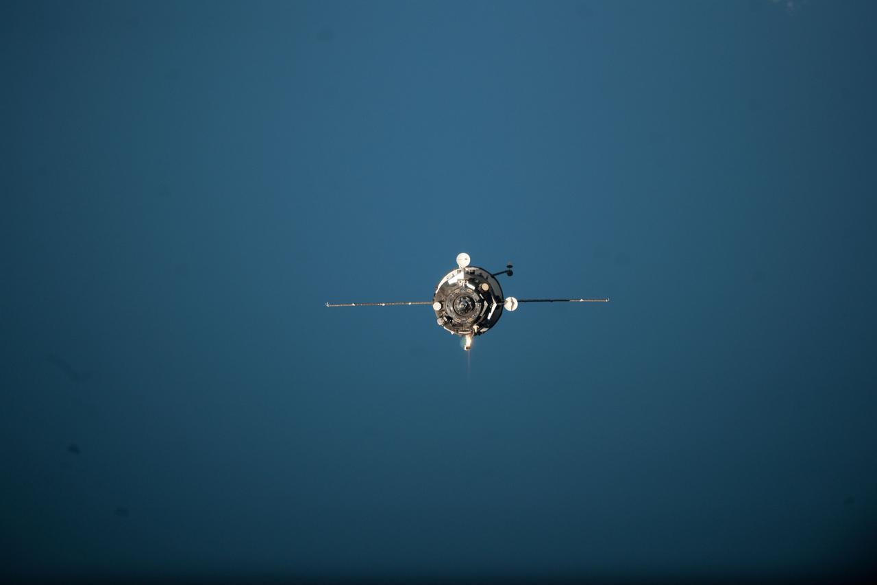 ISS030-E-254049 (22 April 2012) --- An unpiloted ISS Progress resupply vehicle approaches the International Space Station, carrying 2.8 tons of food, fuel and supplies. The cargo delivery includes 1,988 pounds of propellant, 110 pounds of oxygen and air, 926 pounds of water and 2,703 pounds of spare parts, resupply items and experiment hardware for the residents of the space station. Progress 47 docked to the station’s Pirs Docking Compartment at 10:39 a.m. (EDT) on April 22, 2012.
