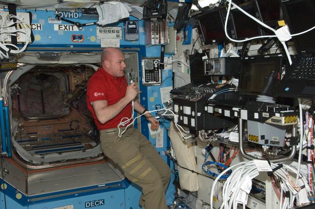 NASA image: Kuipers in US Lab