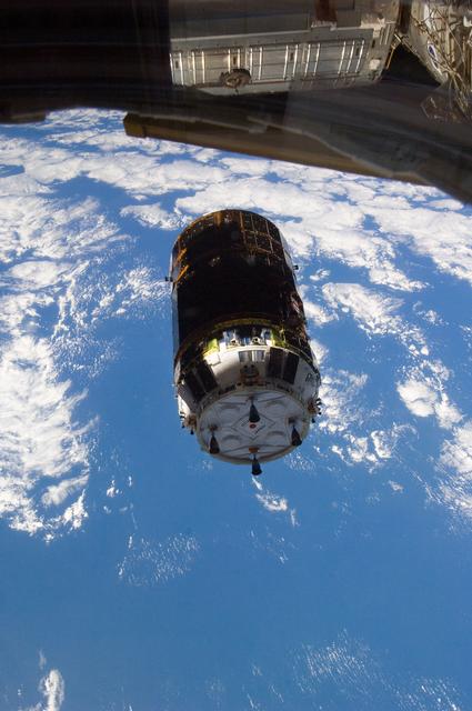 NASA image: HTV3 Approach