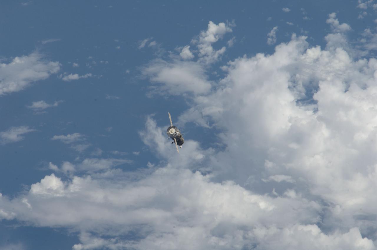 ISS033-E-005187 (16 Sept. 2012) --- The Soyuz TMA-04M spacecraft departs from the International Space Station and heads toward a landing in a remote area outside of the town of Arkalyk, Kazakhstan, on Sept. 17, 2012 (Kazakhstan time). Expedition 32 Commander Gennady Padalka of Russia, NASA Flight Engineer Joe Acaba and Russian Flight Engineer Sergei Revin are returning from five months onboard the International Space Station where they served as members of the Expedition 31 and 32 crews.