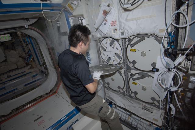 NASA image: MELFI ops