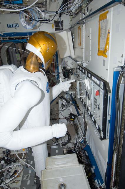 NASA image: Robonaut 2 in the U.S. Laboratory