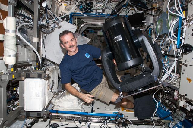 NASA image: Hadfield and Ford in the U.S. Laboratory