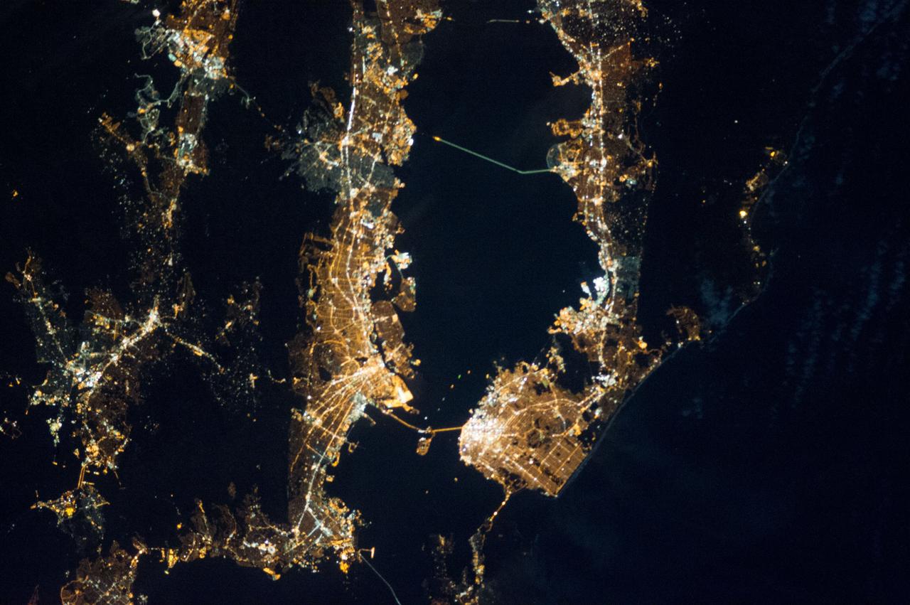 ISS034-E-035542 (28 Jan. 2013) --- One of the Expedition 34 crew members aboard the International Space Station, flying approximately 240 miles above Earth, exposed this vertical night image of the Bay Area of California, including parts of San Francisco, San Jose and Oakland.