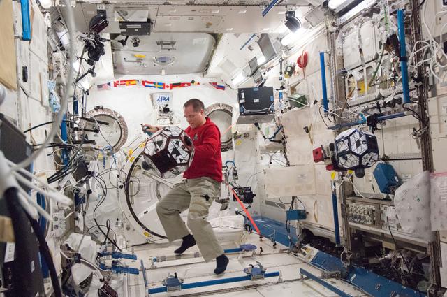 NASA image: iss034e067585