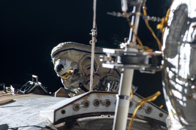 NASA image: Extravehicular Crewmember during EVA 32