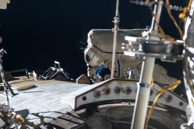 NASA image: Extravehicular Crewmember during EVA 32
