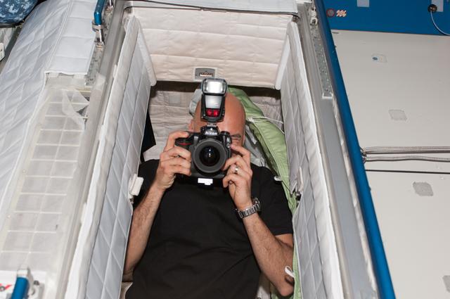 NASA image: Parmitano and Nyberg in U.S. Lab