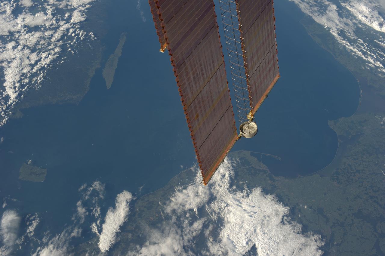 Earth observation taken during a day pass by an Expedition 36 crew member on board the International Space Station (ISS).