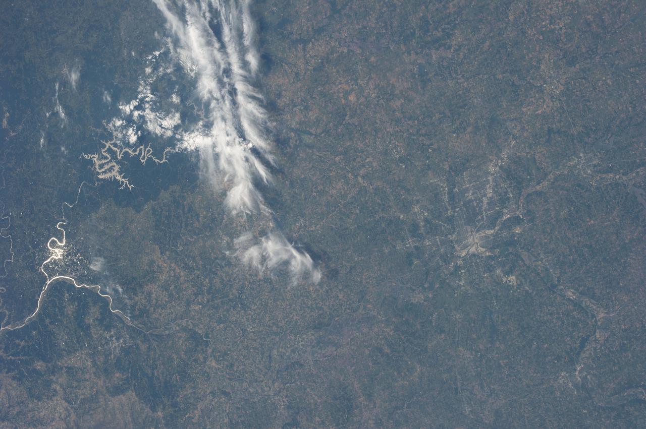 Earth observation taken during day pass by an Expedition 36 crew member on board the International Space Station (ISS).