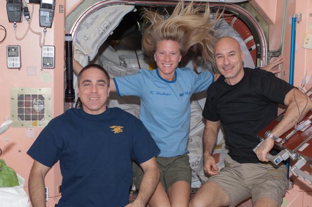NASA image: Expedition 36 flight engineers in Node 1