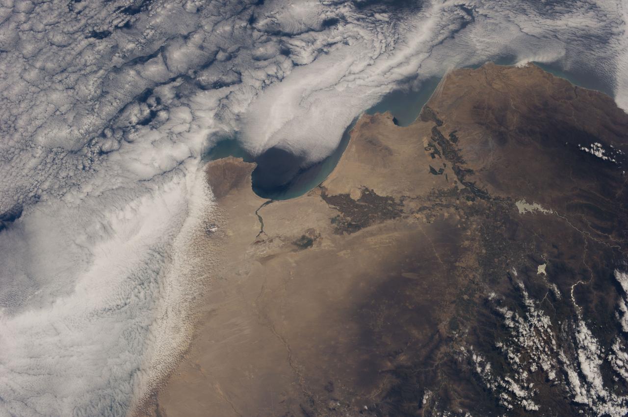 Earth observation taken during day pass by an Expedition 36 crew member on board the International Space Station (ISS).