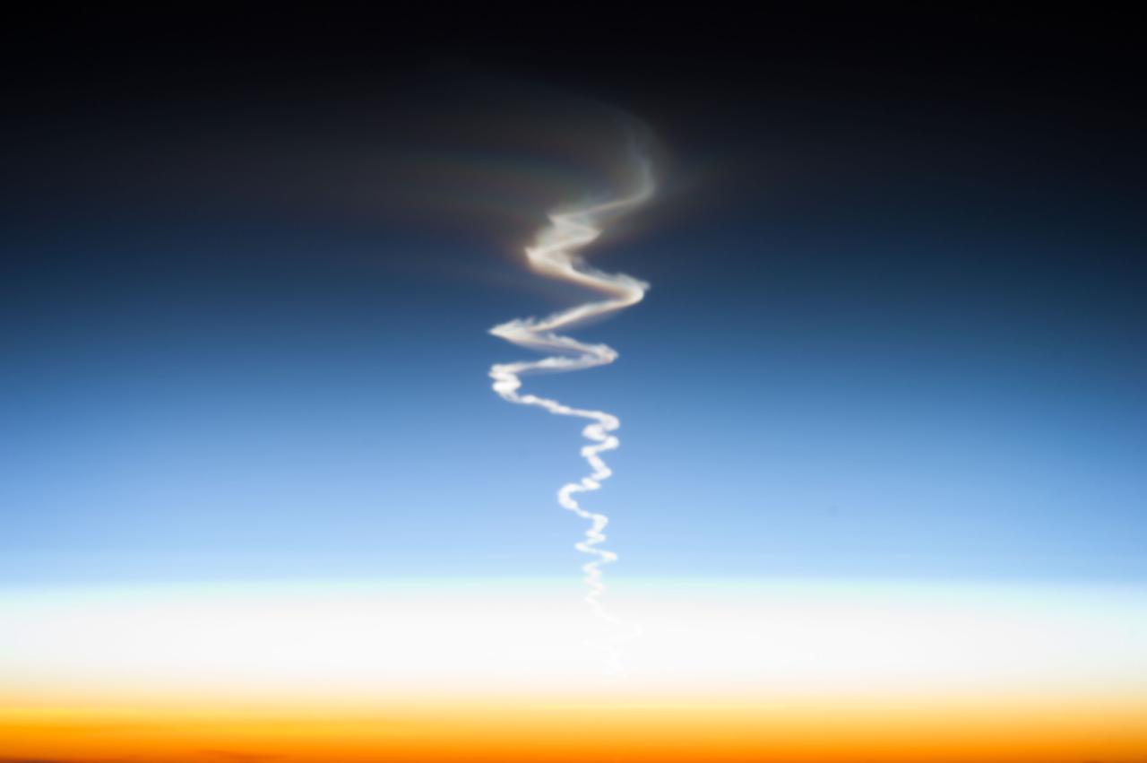 ISS037-E-009203 (10 Oct. 2013) --- This is one of a series of views that captured a missile launch from Earth as seen on Oct. 10, 2013 by the Expedition 37 crew aboard the International Space Station.